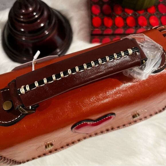 NEW Cambridge Cognac Brown Whipstitch Colorblock Heart Shoulder Bag Satchel Cl… - Picture 11 of 13